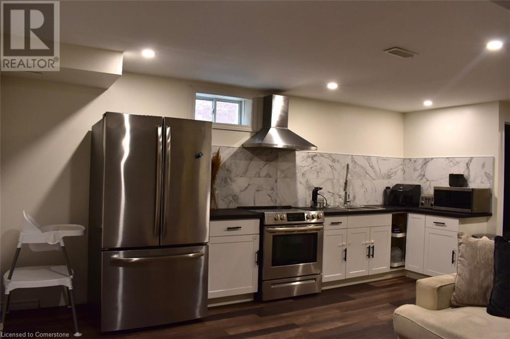 16 Jeremiah Court, Hamilton, Ontario  L8V 0A3 - Photo 13 - 40682912