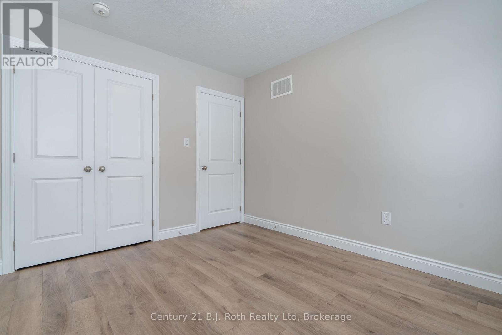 54 Hunter Avenue, Tay, Ontario  L0K 2A0 - Photo 28 - S11902963