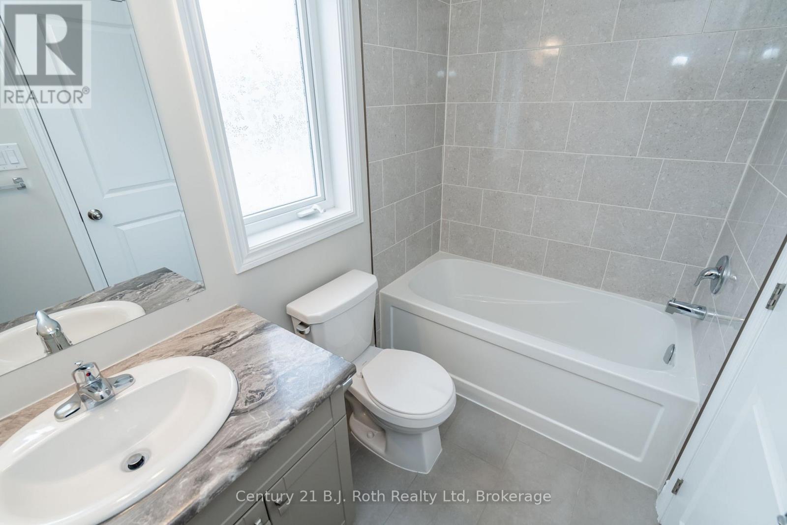 54 Hunter Avenue, Tay, Ontario  L0K 2A0 - Photo 30 - S11902963