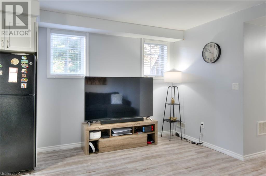 931 Glasgow Street Unit# 36a, Kitchener, Ontario  N2N 0B6 - Photo 9 - 40685084