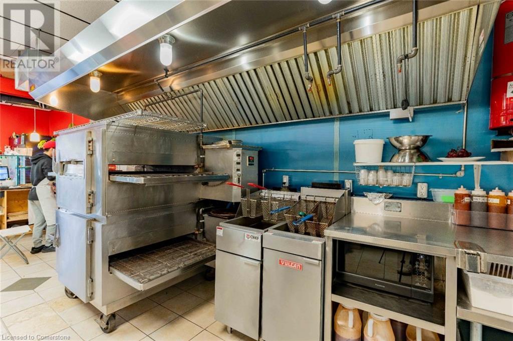 547 Speedvale Avenue, Guelph, Ontario  N1E 1P6 - Photo 4 - 40686839