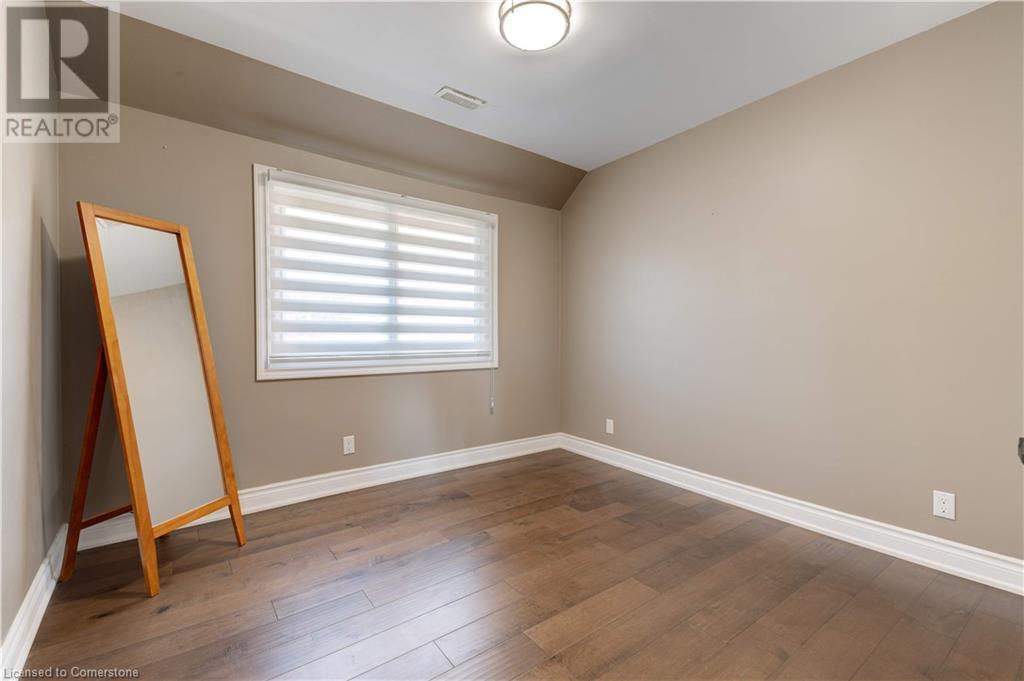 40 Main Street N, Hamilton, Ontario  L0R 2H0 - Photo 19 - 40662212