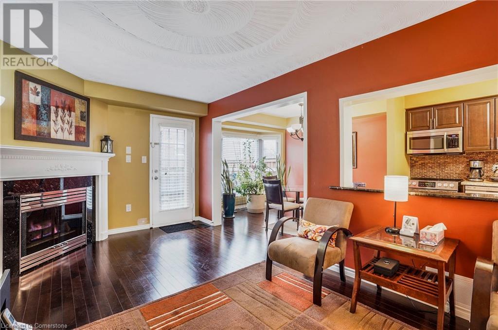 255 Mount Albion Road Unit# 31, Hamilton, Ontario  L8K 6P7 - Photo 7 - 40686805