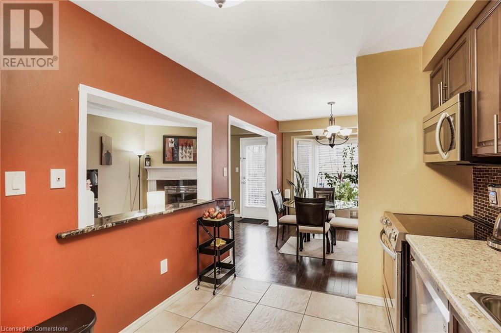 255 Mount Albion Road Unit# 31, Hamilton, Ontario  L8K 6P7 - Photo 11 - 40686805