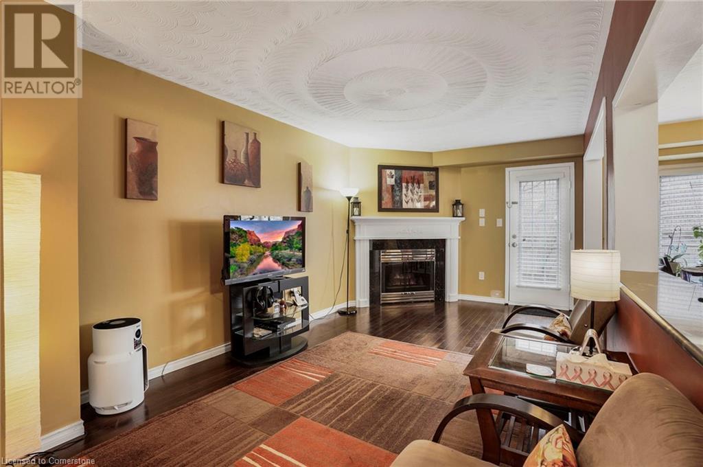 255 Mount Albion Road Unit# 31, Hamilton, Ontario  L8K 6P7 - Photo 5 - 40686805