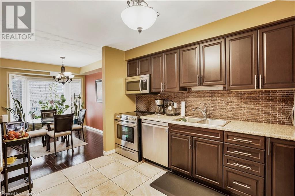 255 Mount Albion Road Unit# 31, Hamilton, Ontario  L8K 6P7 - Photo 12 - 40686805