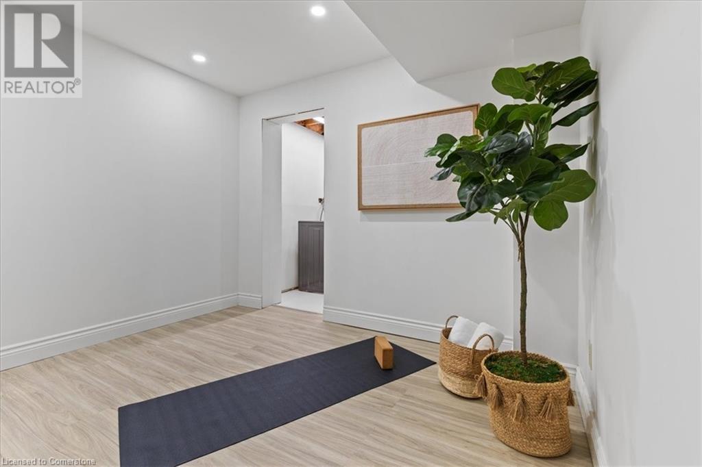 65 Inwood CrescentKitchener, Ontario  N2M 2L9 - Photo 28 - 40665551