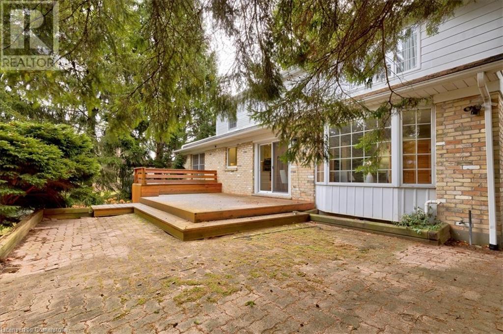 65 Inwood CrescentKitchener, Ontario  N2M 2L9 - Photo 34 - 40665551