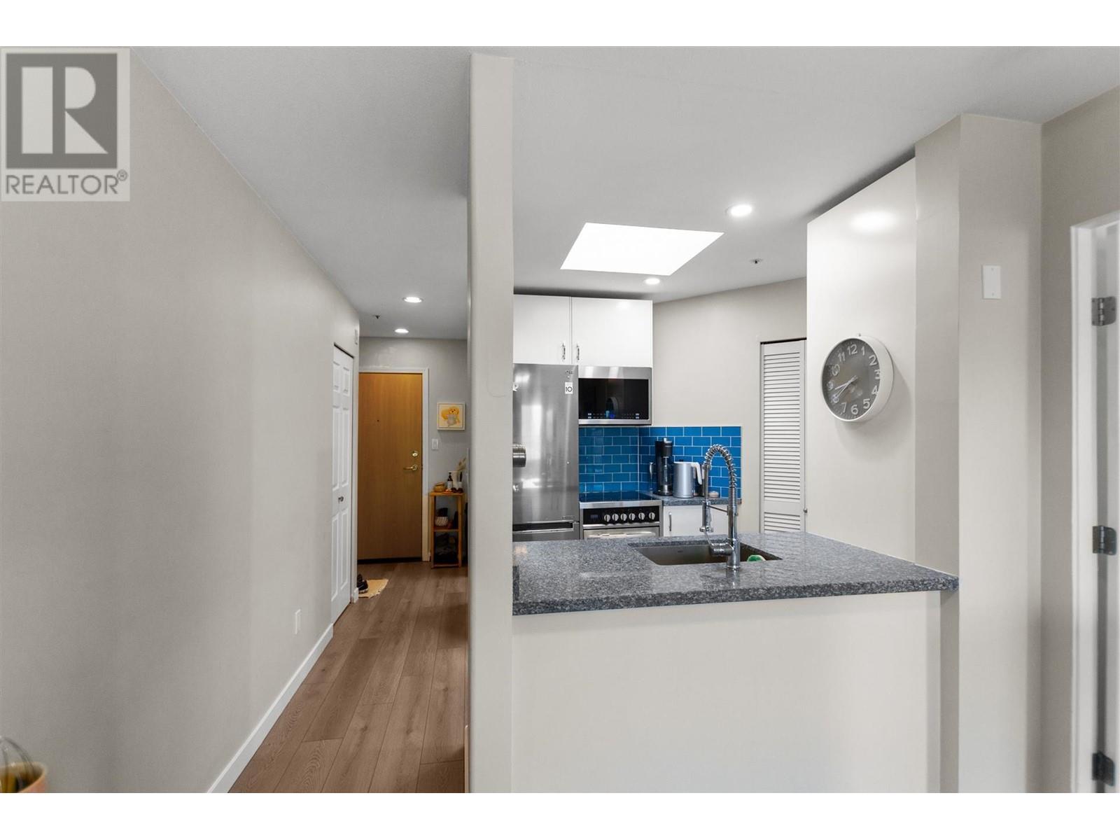 Listing Picture 20 of 21 : 414 488 KINGSWAY, Vancouver / 溫哥華 - 魯藝地產 Yvonne Lu Group - MLS Medallion Club Member