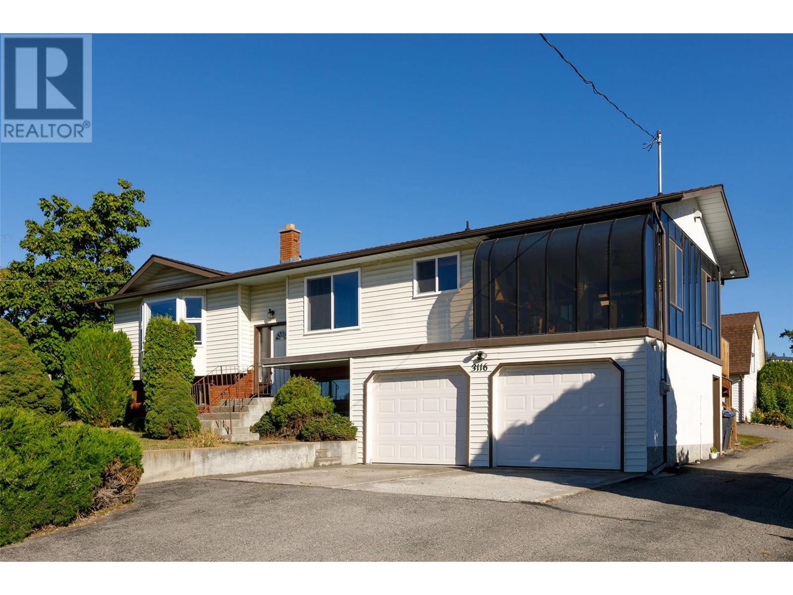 3116 Appaloosa Road, Kelowna, British Columbia  V1V 2G9 - Photo 3 - 10330763