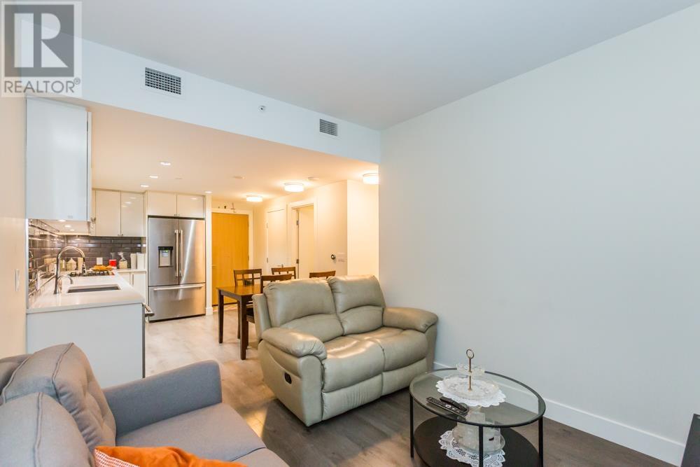 Listing Picture 11 of 20 : 301 3451 SAWMILL CRESCENT, Vancouver / 溫哥華 - 魯藝地產 Yvonne Lu Group - MLS Medallion Club Member