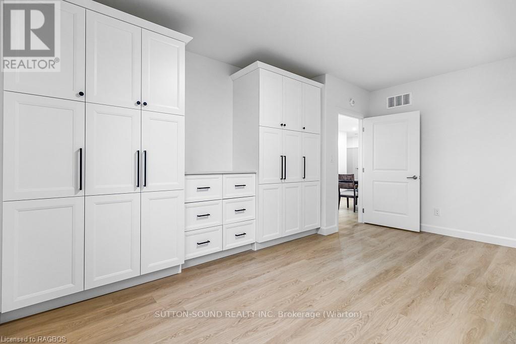 101 - 535 Isaac Street, South Bruce Peninsula, Ontario  N0H 2T0 - Photo 13 - X10848617