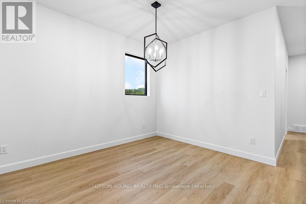 203 - 535 Isaac Street, South Bruce Peninsula, Ontario  N0H 2T0 - Photo 11 - X10848710