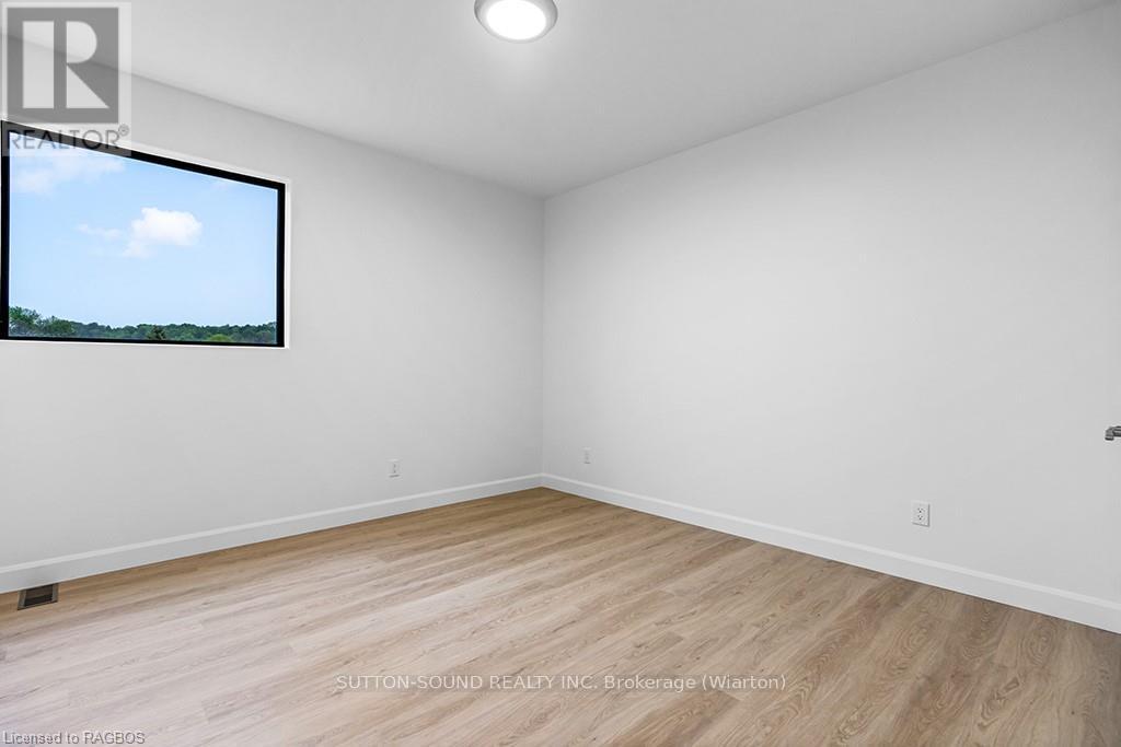 203 - 535 Isaac Street, South Bruce Peninsula, Ontario  N0H 2T0 - Photo 17 - X10848710
