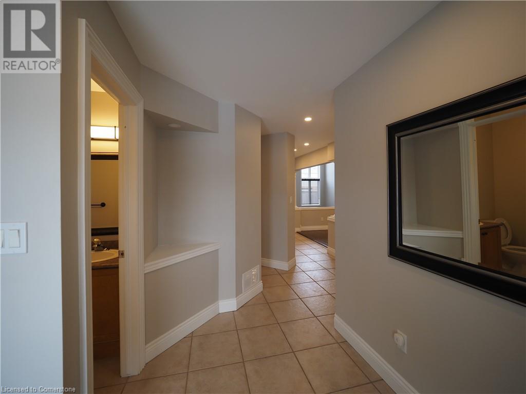 3 Holkham Avenue, Ancaster, Ontario  L9K 1N8 - Photo 2 - 40686875