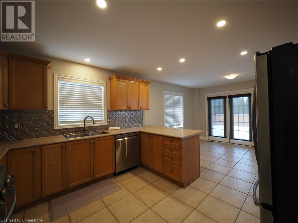 3 Holkham Avenue, Ancaster, Ontario  L9K 1N8 - Photo 8 - 40686875