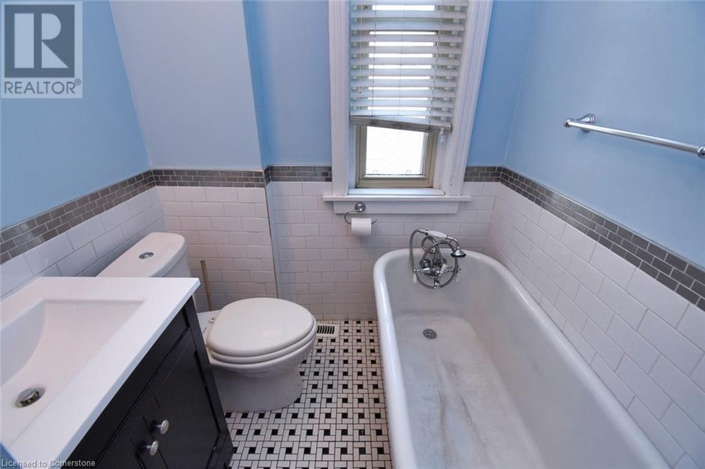 86 Earl Street, Hamilton, Ontario  L8L 6L3 - Photo 33 - XH4206106