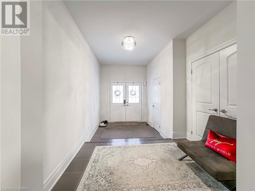 64 Macklin Street, Brantford, Ontario  N3V 0B7 - Photo 9 - 40686423