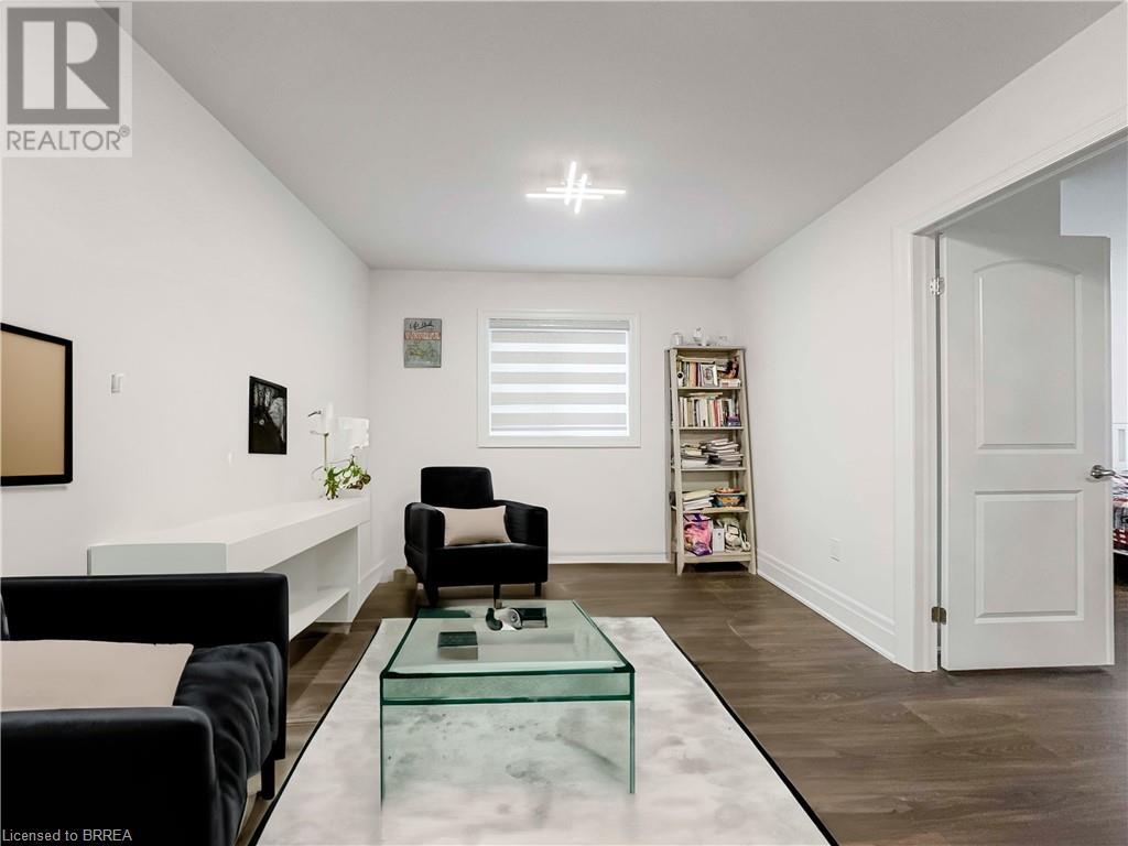 64 Macklin Street, Brantford, Ontario  N3V 0B7 - Photo 13 - 40686423