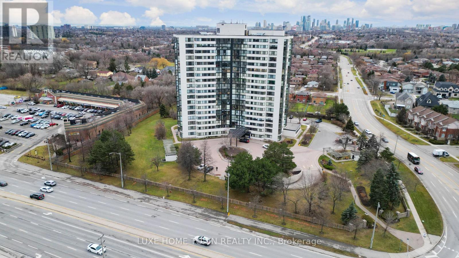 Ph06 - 1360 Rathburn Road E, Mississauga, Ontario  L4W 4H4 - Photo 35 - W11903190