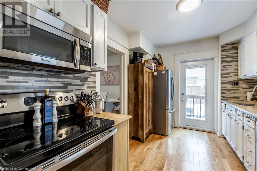 319 Douro Street, Stratford, Ontario  N5A 3S6 - Photo 11 - 40686553