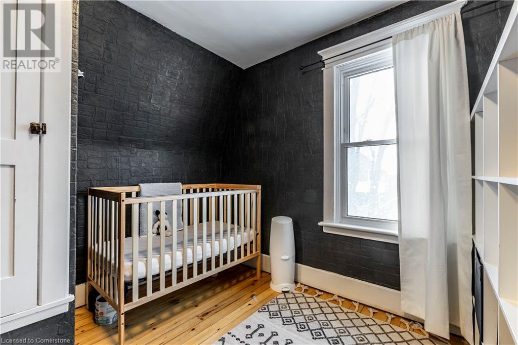 319 Douro Street, Stratford, Ontario  N5A 3S6 - Photo 17 - 40686553