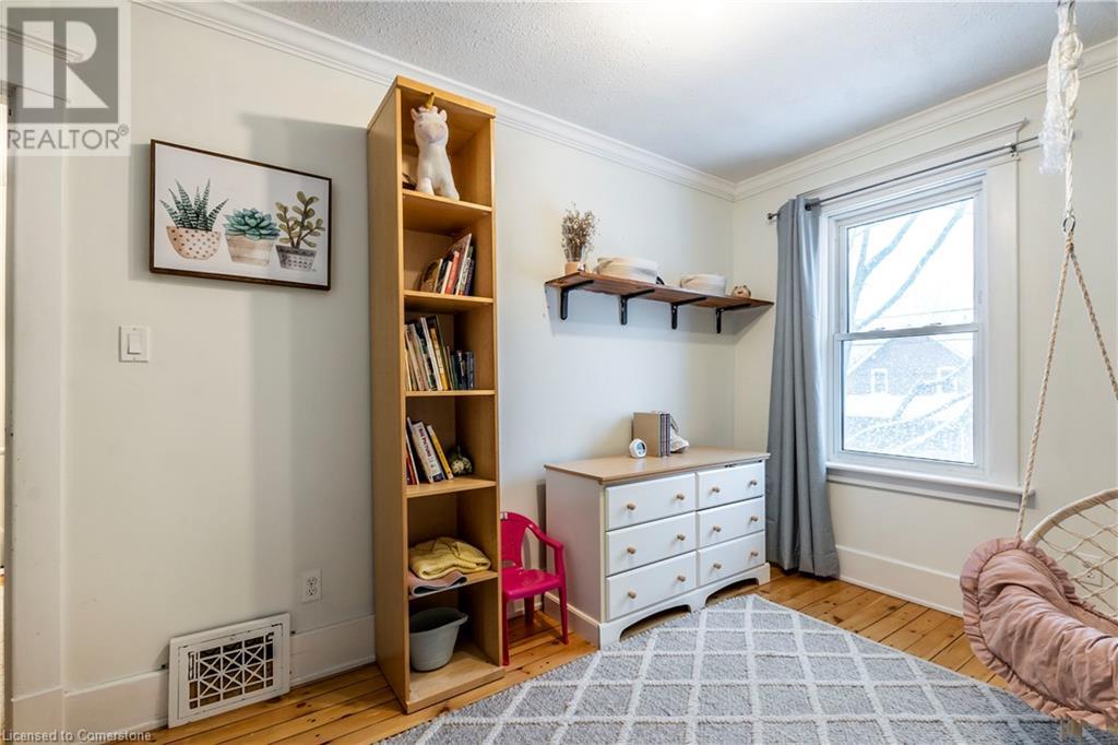 319 Douro Street, Stratford, Ontario  N5A 3S6 - Photo 24 - 40686553