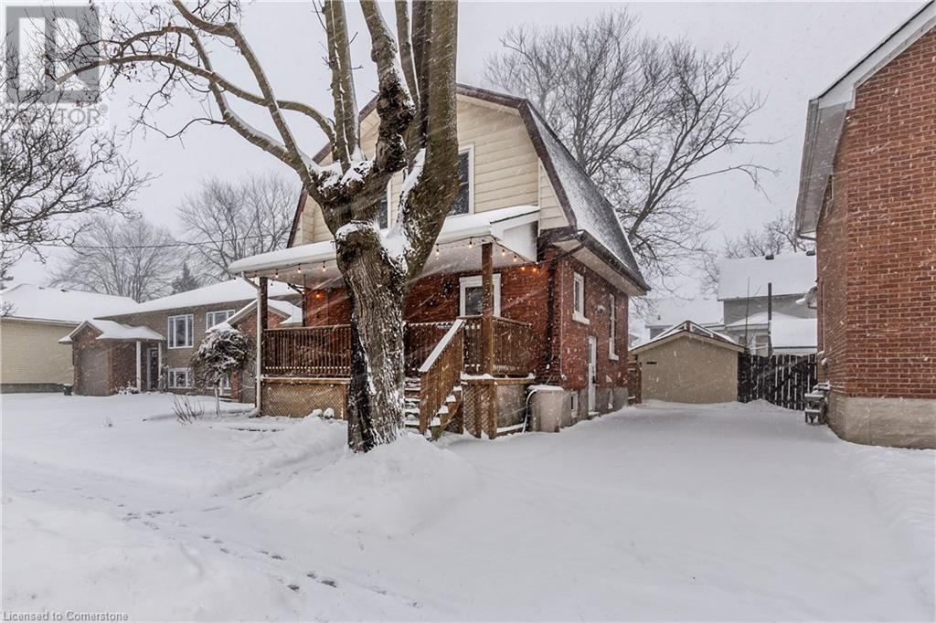 319 Douro Street, Stratford, Ontario  N5A 3S6 - Photo 3 - 40686553