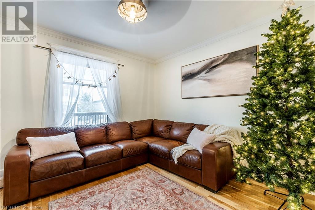 319 Douro Street, Stratford, Ontario  N5A 3S6 - Photo 8 - 40686553