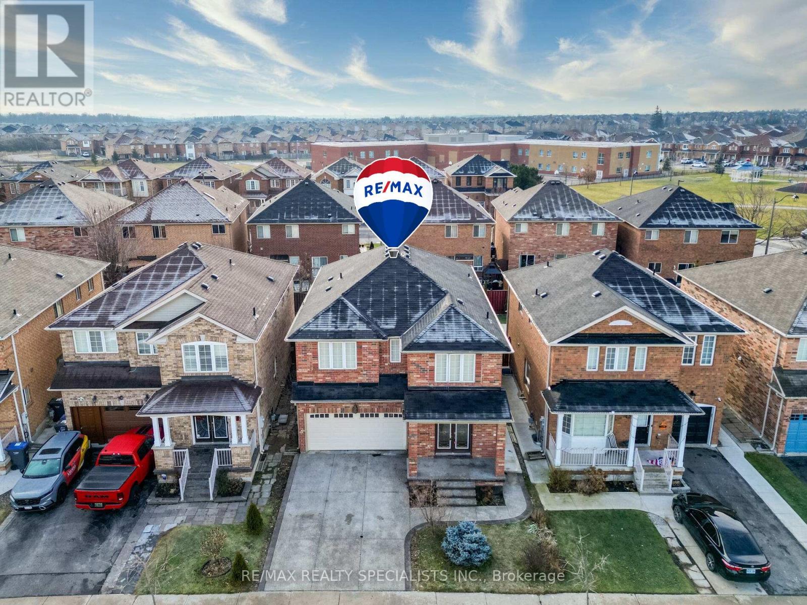 11 STILLMAN DRIVE, Brampton, Ontario