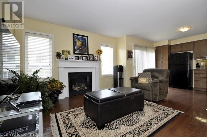 72 Senior Crescent, Cambridge, Ontario  N1T 2K6 - Photo 3 - 40686400