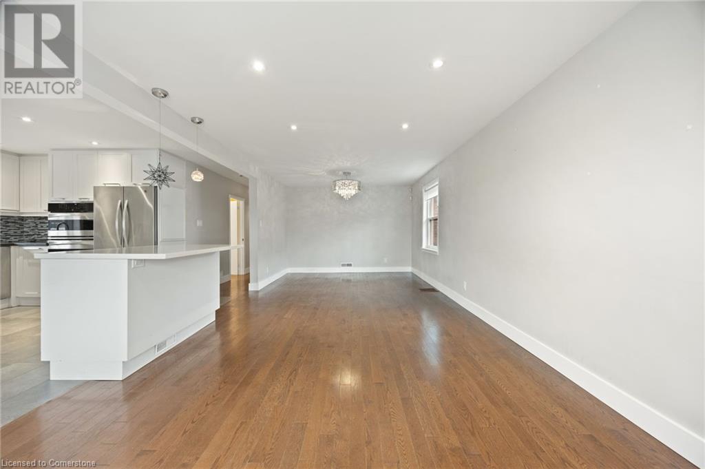 15 Rosewood Avenue, Etobicoke, Ontario  M8Z 1X5 - Photo 10 - 40686809