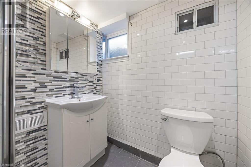 15 Rosewood Avenue, Etobicoke, Ontario  M8Z 1X5 - Photo 27 - 40686809