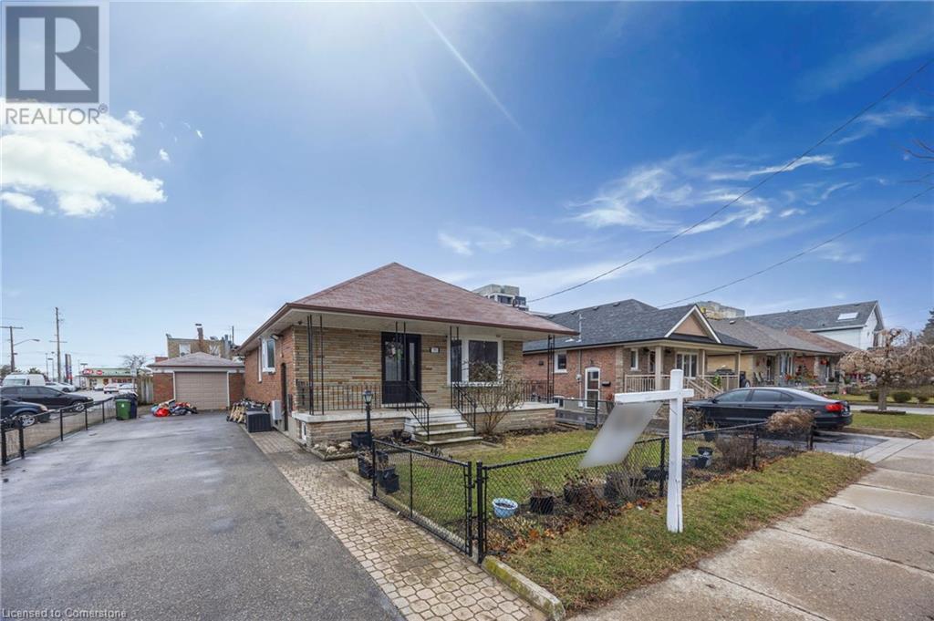 15 Rosewood Avenue, Etobicoke, Ontario  M8Z 1X5 - Photo 45 - 40686809