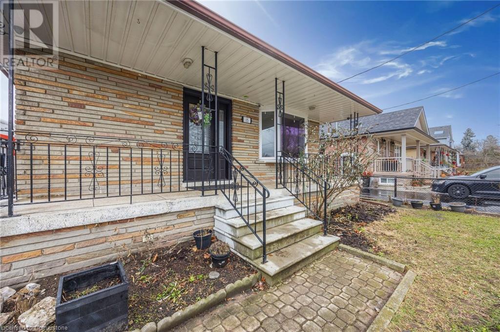 15 Rosewood Avenue, Etobicoke, Ontario  M8Z 1X5 - Photo 49 - 40686809