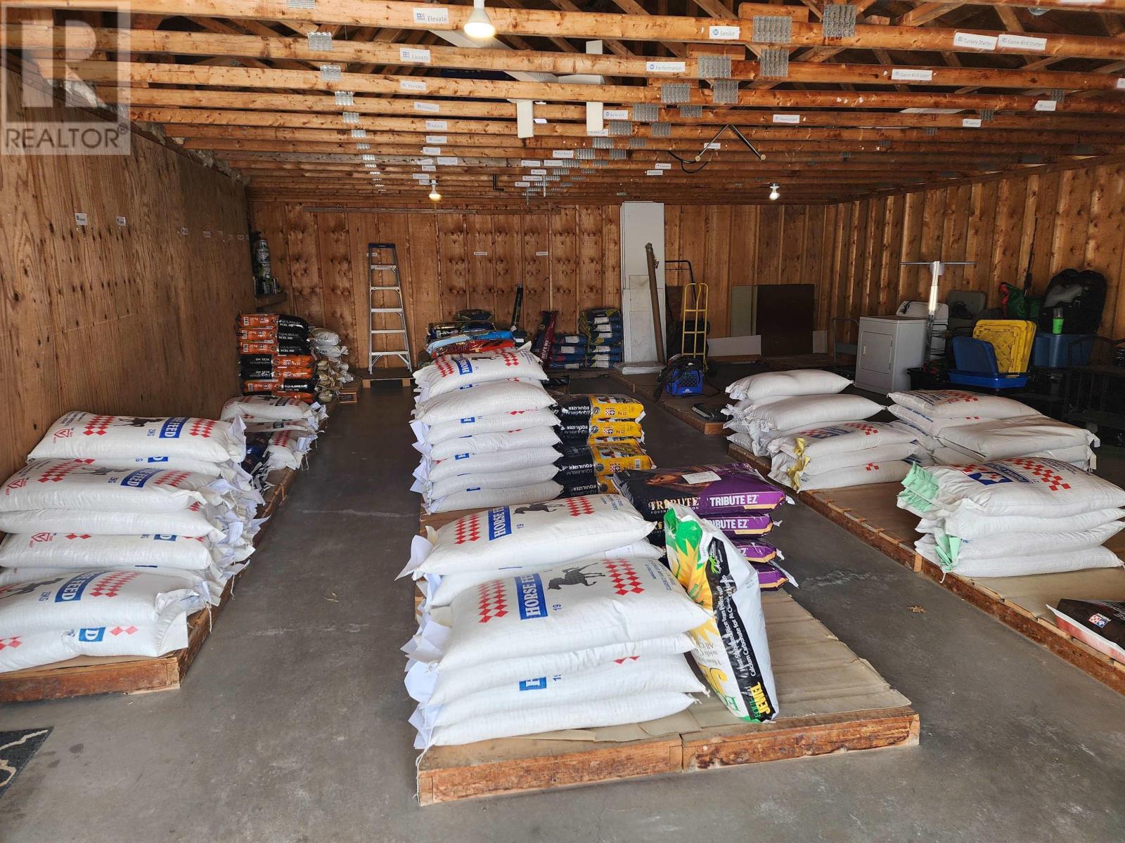 2037 Highway 1, Falmouth, Nova Scotia  B0N 1Y0 - Photo 13 - 202428606