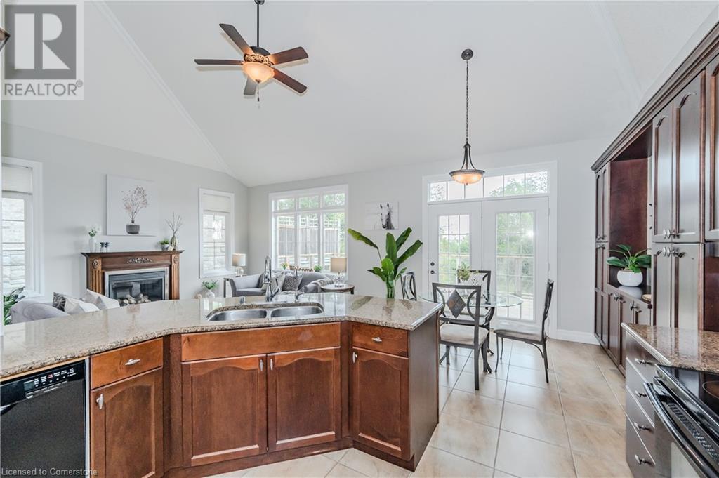 875 University Avenue E Unit# 35, Waterloo, Ontario  N2K 0A1 - Photo 28 - 40686843