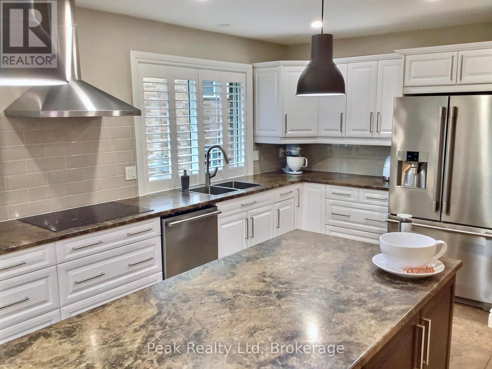 225 Eby Crescent, Wilmot, Ontario  N3A 1Y9 - Photo 7 - X11897890