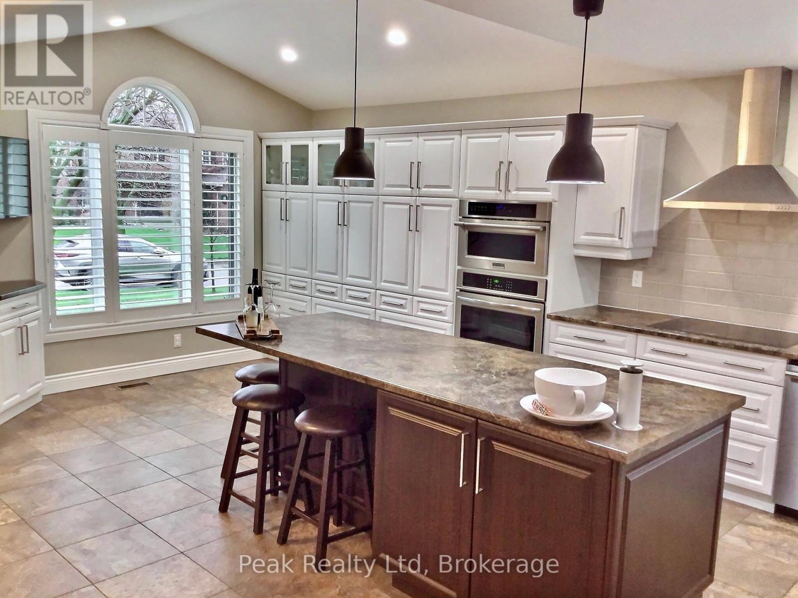 225 Eby Crescent, Wilmot, Ontario  N3A 1Y9 - Photo 9 - X11897890