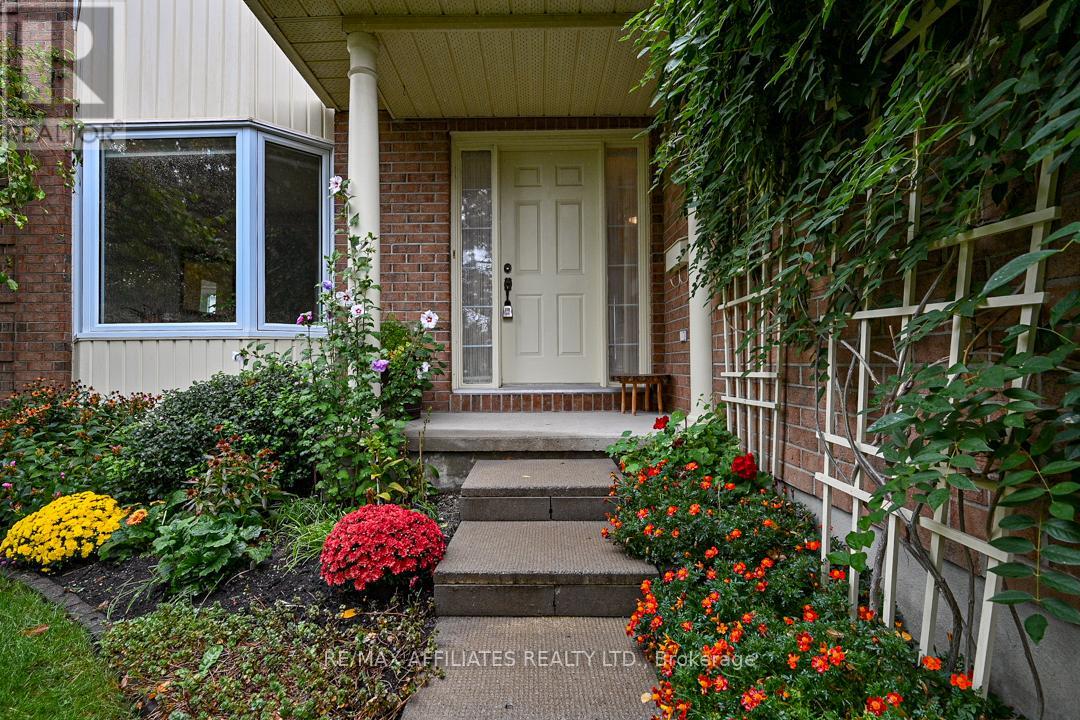 Property at 763 MONTCREST DRIVE image 2