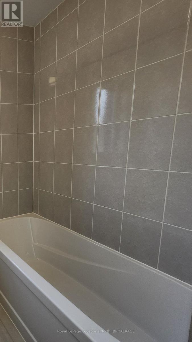 11 Lisa Street, Wasaga Beach, Ontario  L9Z 1J9 - Photo 12 - S11901762