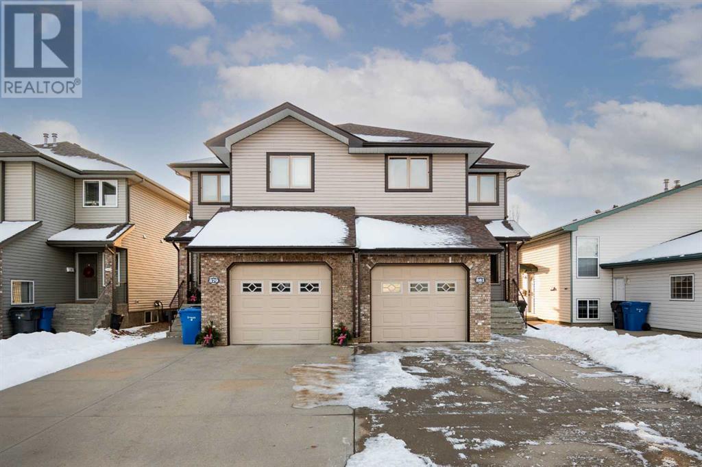 881 Ross Glen Drive Se, Medicine Hat, Alberta  T1B 3W7 - Photo 2 - A2182752