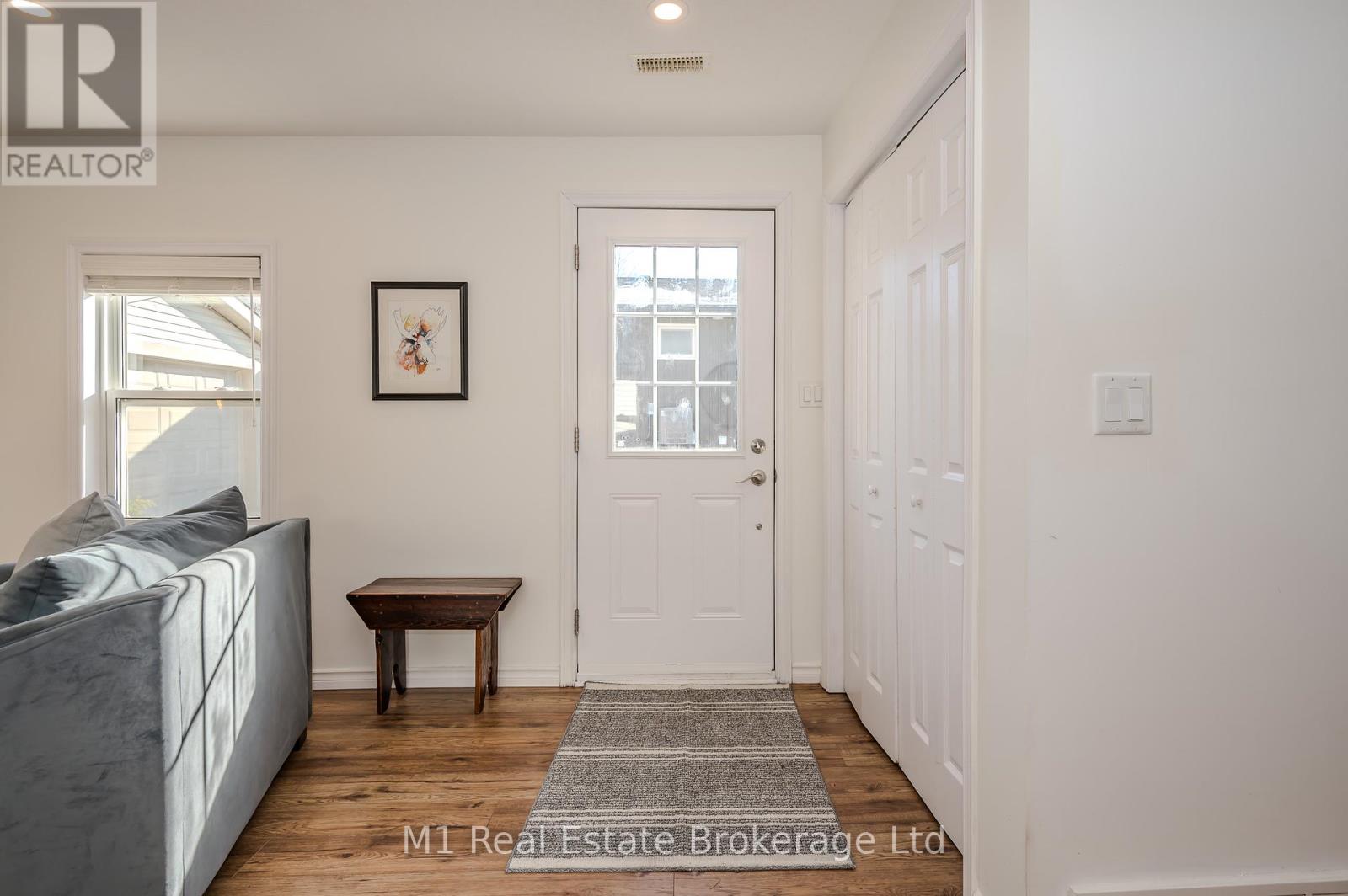 16 Hooper Street, Guelph, Ontario  N1E 5W5 - Photo 5 - X11881593