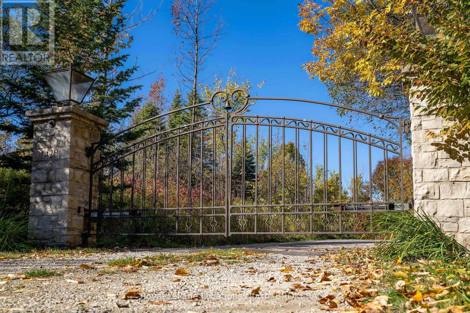 1428 10 Nottawasaga N, Clearview, Ontario  L0M 1H0 - Photo 4 - S10437553