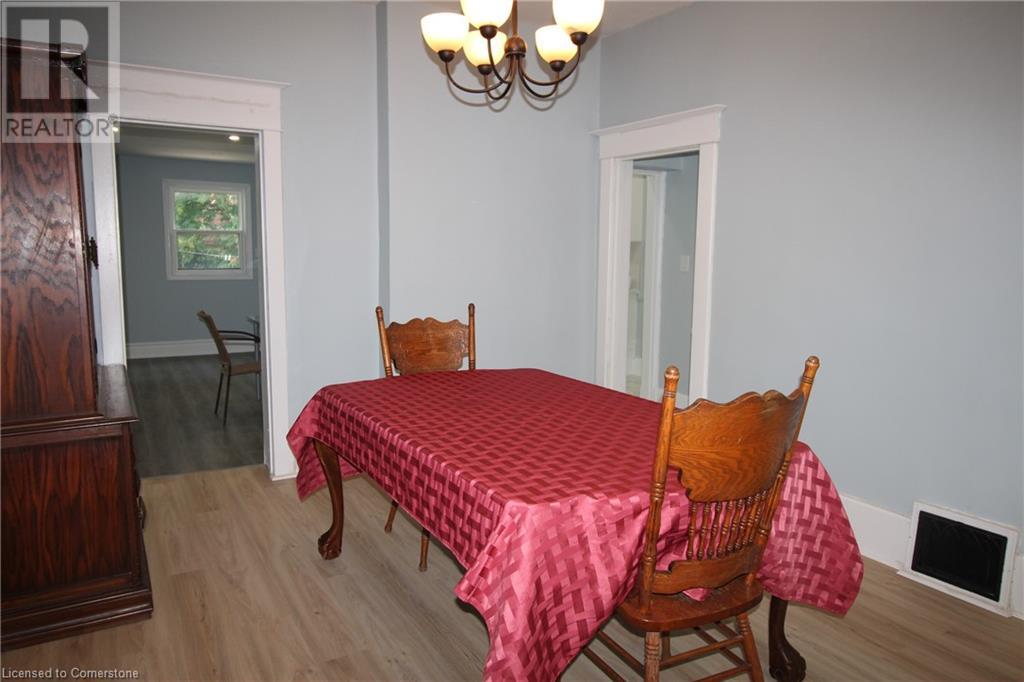 Property at 701 WILSON Street image 5