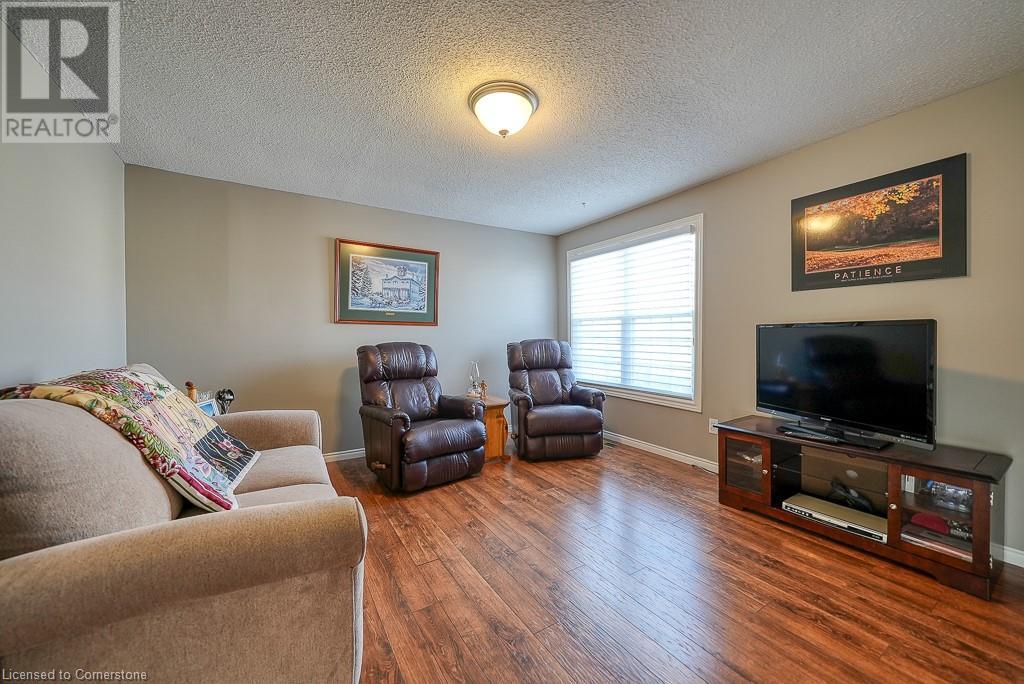 16 Garden Place, New Hamburg, Ontario  N3A 2E6 - Photo 24 - 40686910