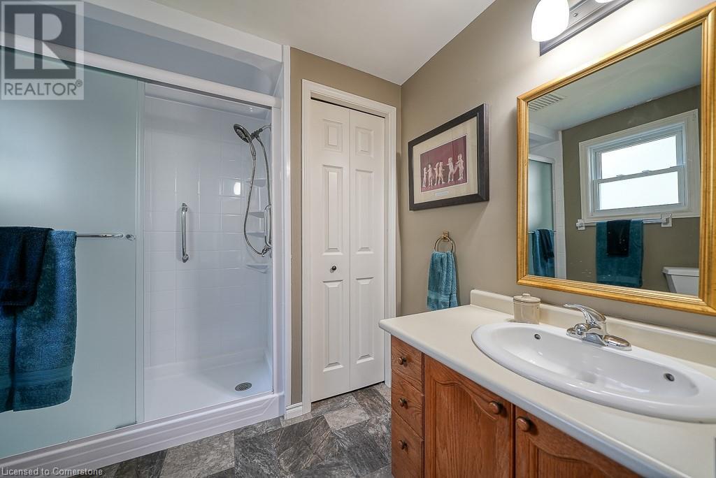 16 Garden Place, New Hamburg, Ontario  N3A 2E6 - Photo 28 - 40686910