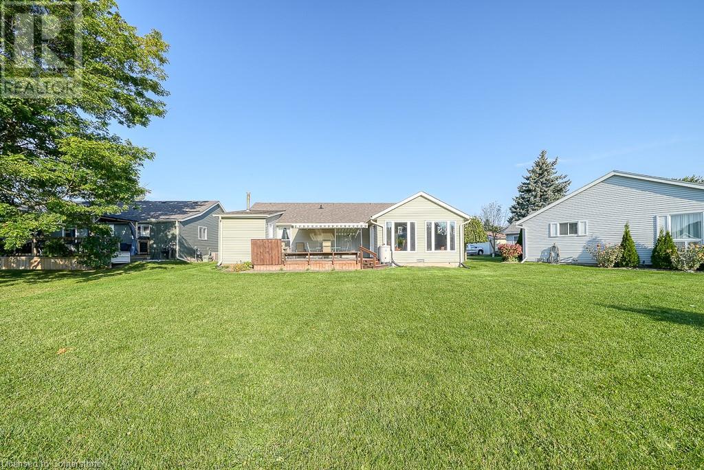 16 Garden Place, New Hamburg, Ontario  N3A 2E6 - Photo 38 - 40686910