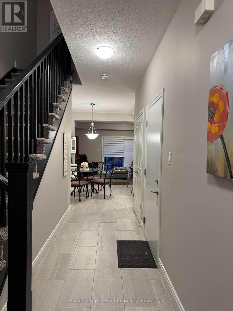 43 Hedley Lane, Centre Wellington, Ontario  N0B 1S0 - Photo 2 - X11902063