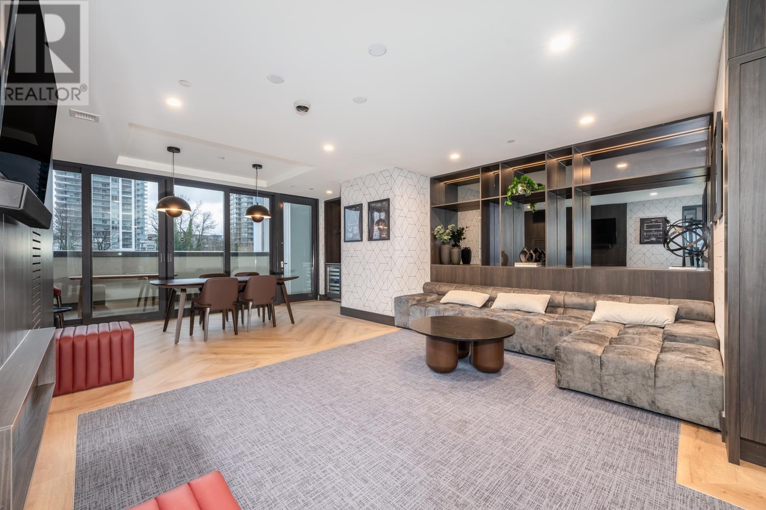 Listing Picture 24 of 36 : 1609 2108 GILMORE AVENUE, Burnaby / 本拿比 - 魯藝地產 Yvonne Lu Group - MLS Medallion Club Member